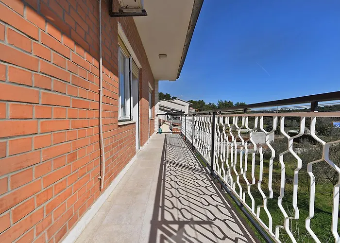 Josip 74 Apartment *